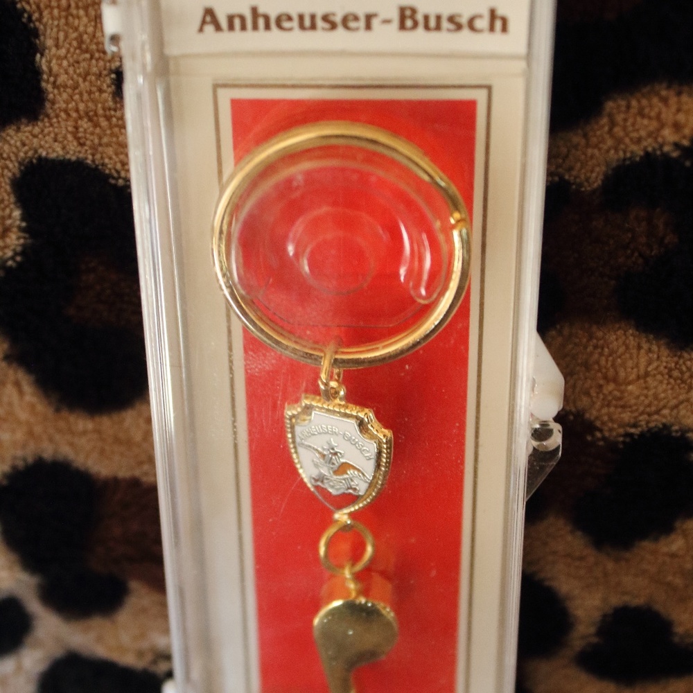 NIB ANHEUSER-BUSCH KEYCHAIN W/WHISTLE
